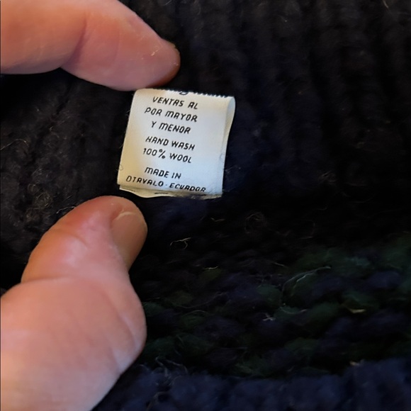 Men's Multicolor Patterned Sweater - Picture 6 of 7